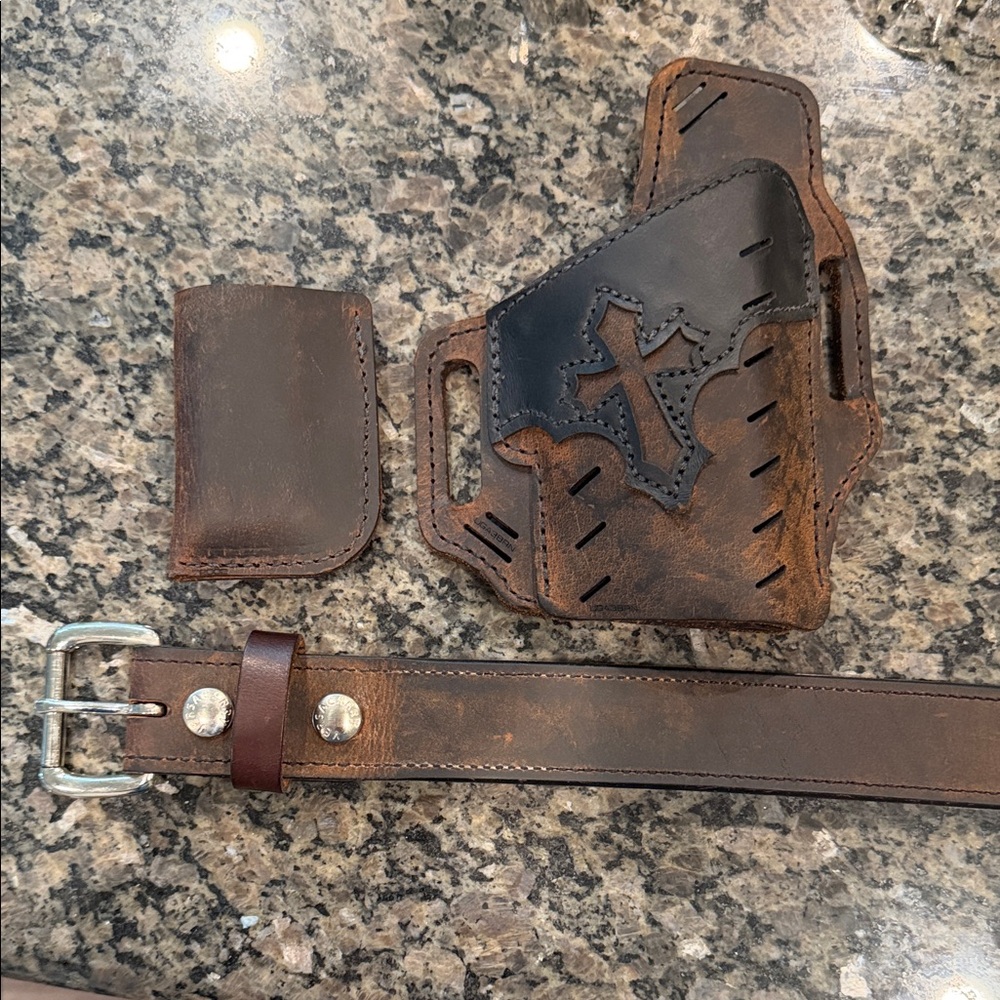 VERSACARRY Brown Leather Holster Set with Cross Design MADE IN USA